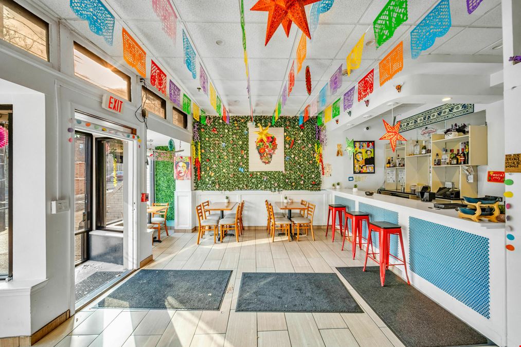 Second Generation Restaurant Space for Lease!