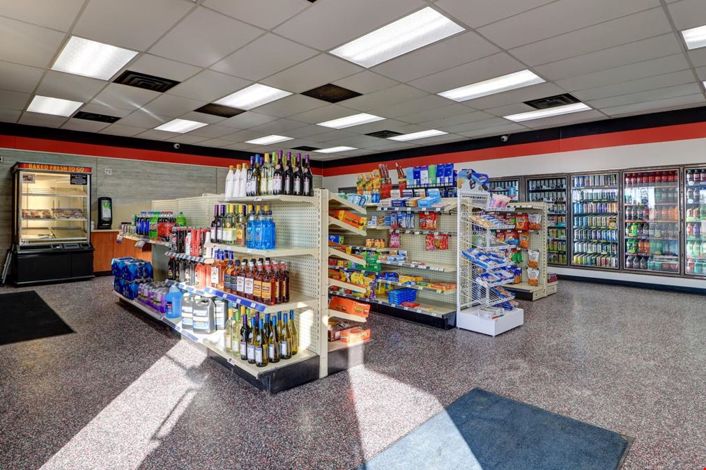 Retail in Fulton