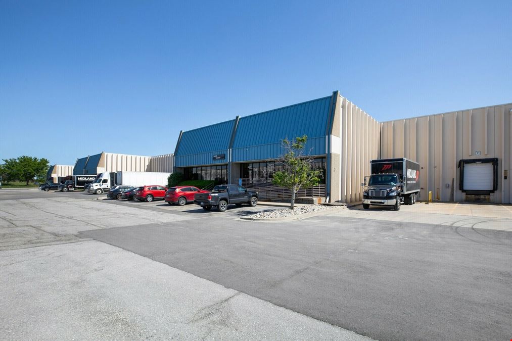 Westroads Distribution Center