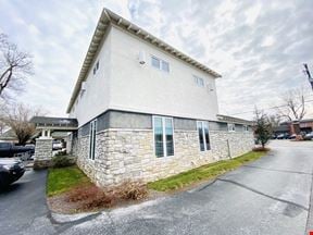 1,200' Class A Office For Lease near Sunshine & National
