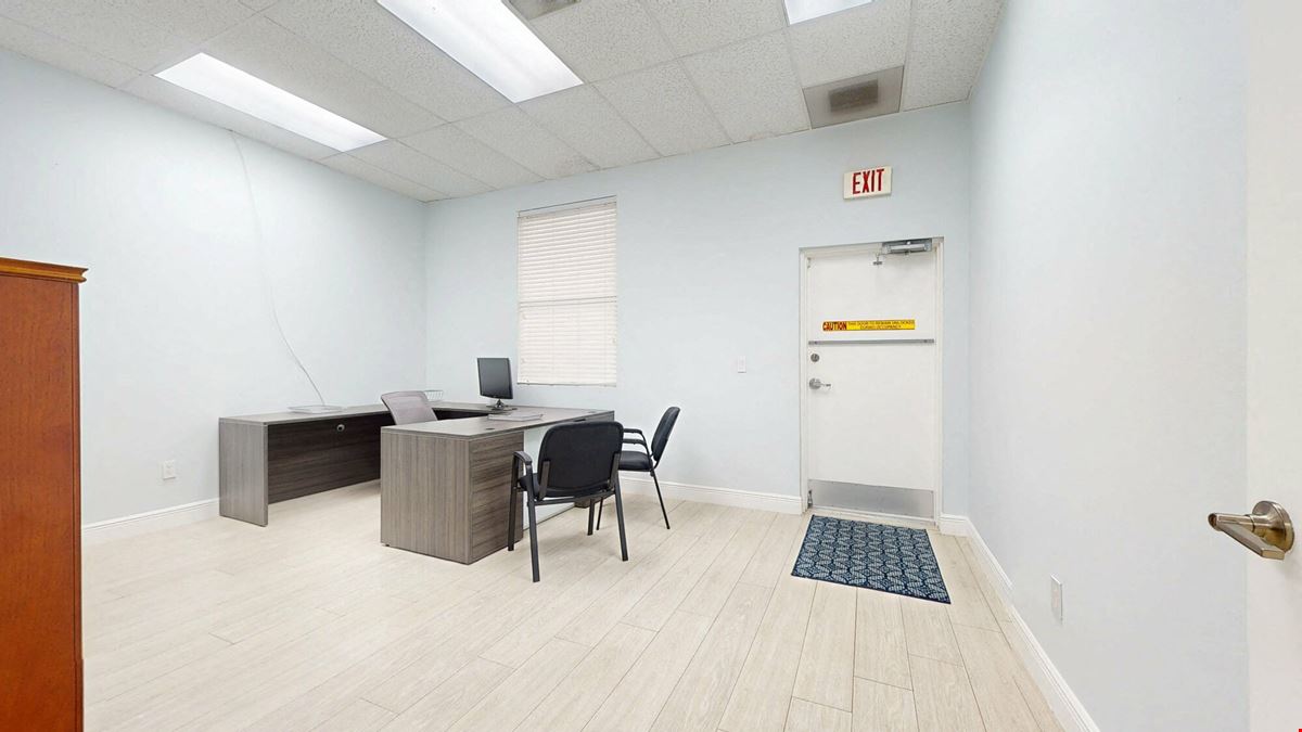 MIAMI LAKES OFFICE VILLAGE CONDO