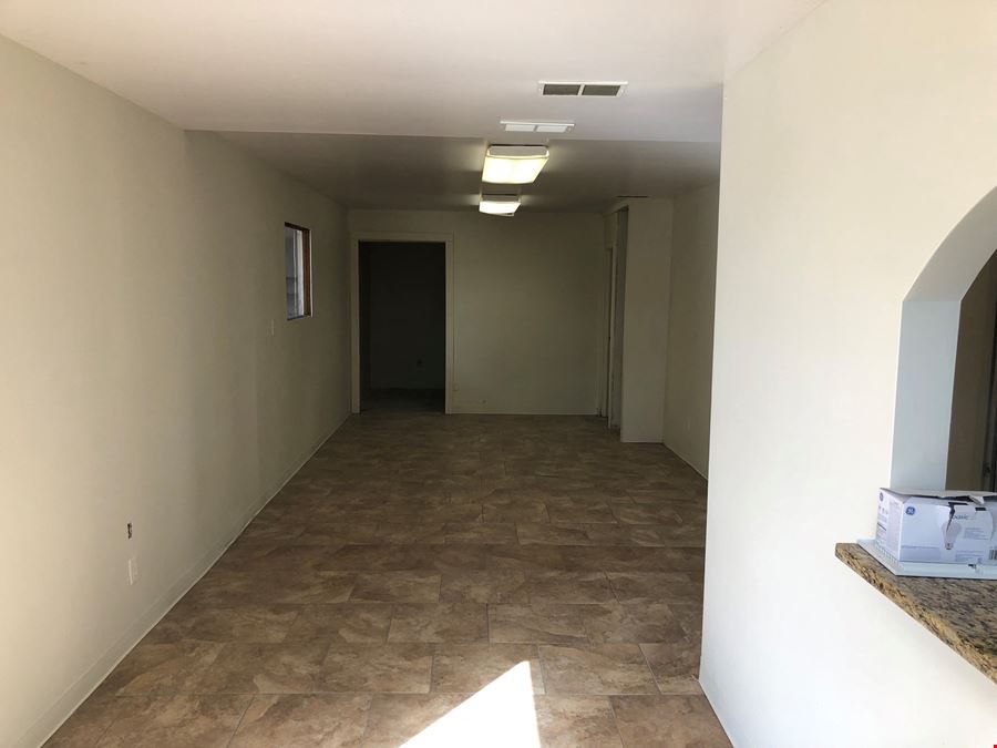 930 E. Zimmerly