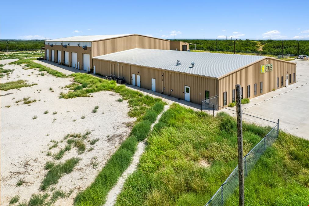 Multiple Industrial Buildings on ±80 Acres