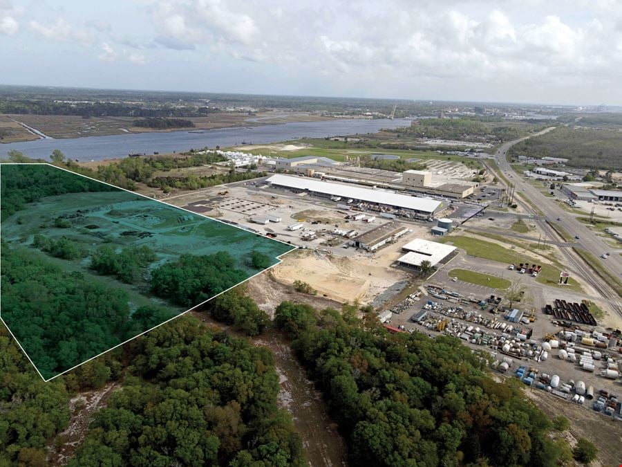 The Yard - Lot 3