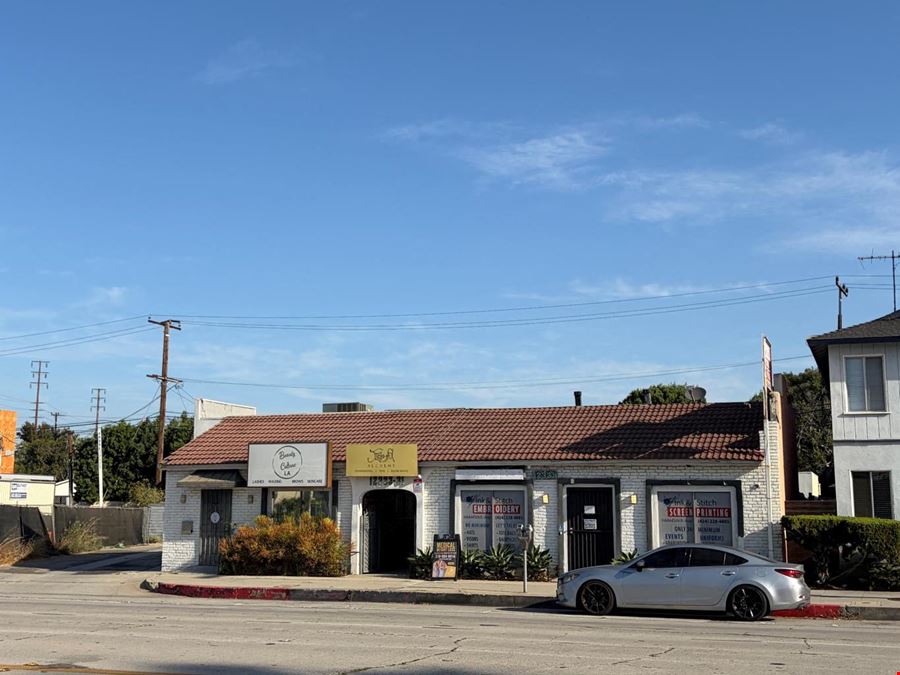 12333 1/2 W Washington Blvd