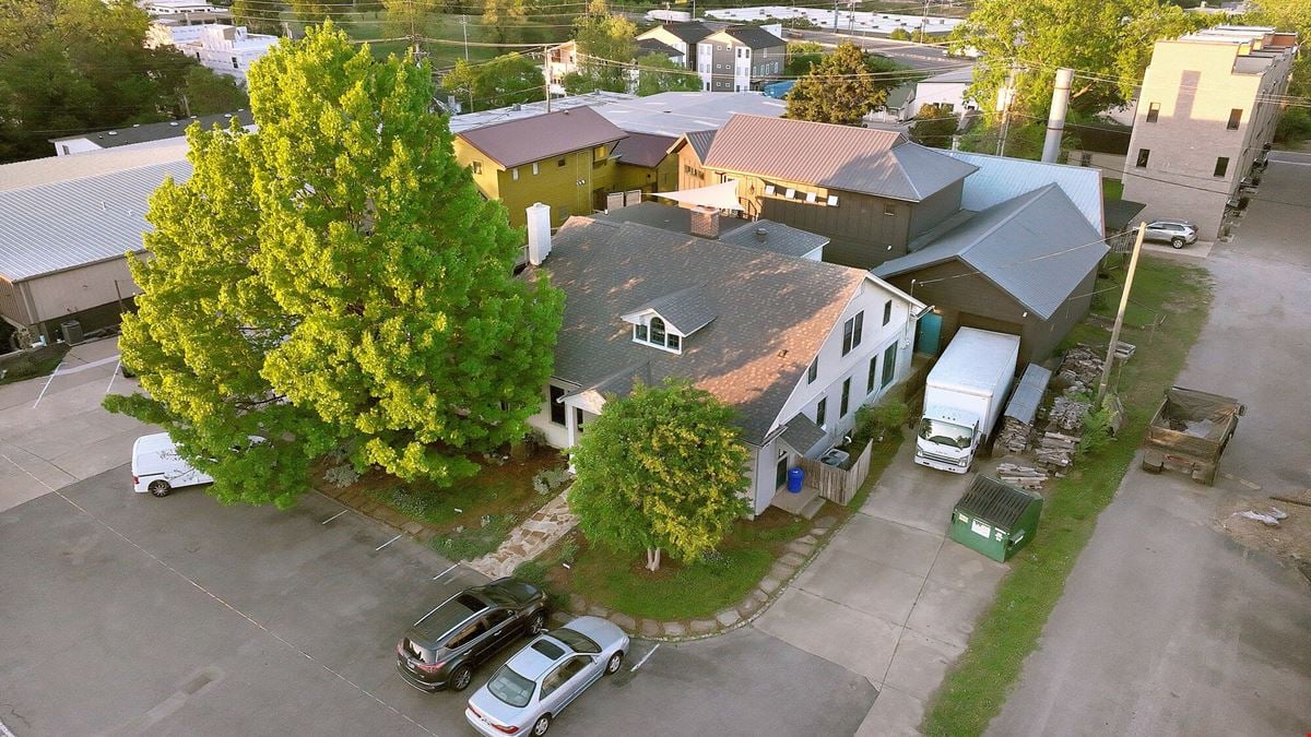 2606 Westwood Dr