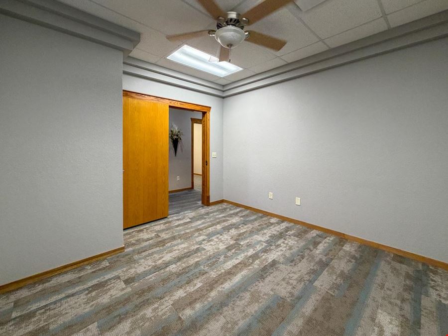 Professional Office Space For Lease in the Highlands