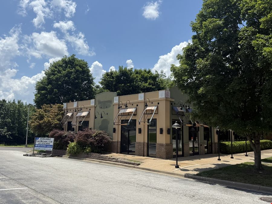 RESTAURANT FOR SALE OR LEASE IN BRANSON