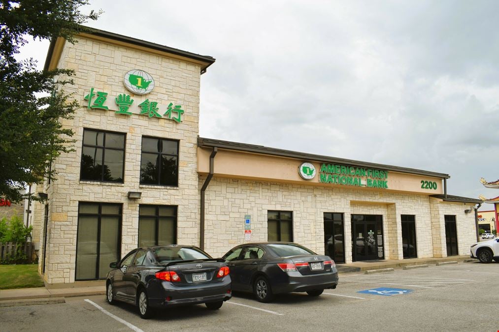Ben Thanh Plaza