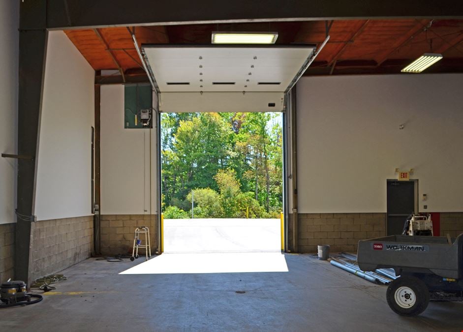 8,010± SF Warehouse With Office