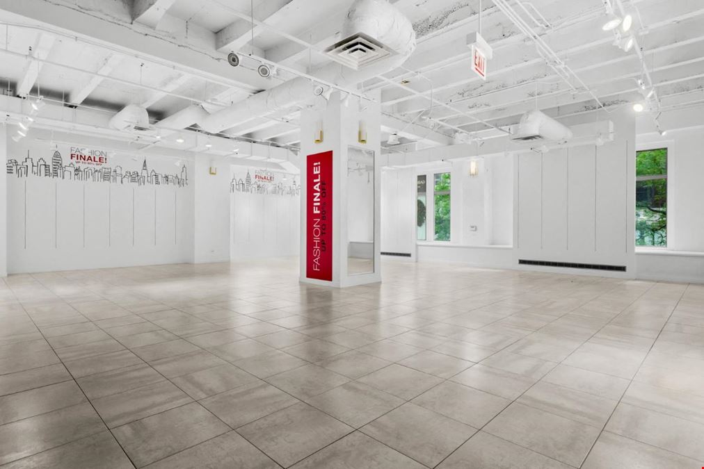 REO Downtown Chicago | State Street Corridor | Historic Palmer House | Retail, Office & Parking