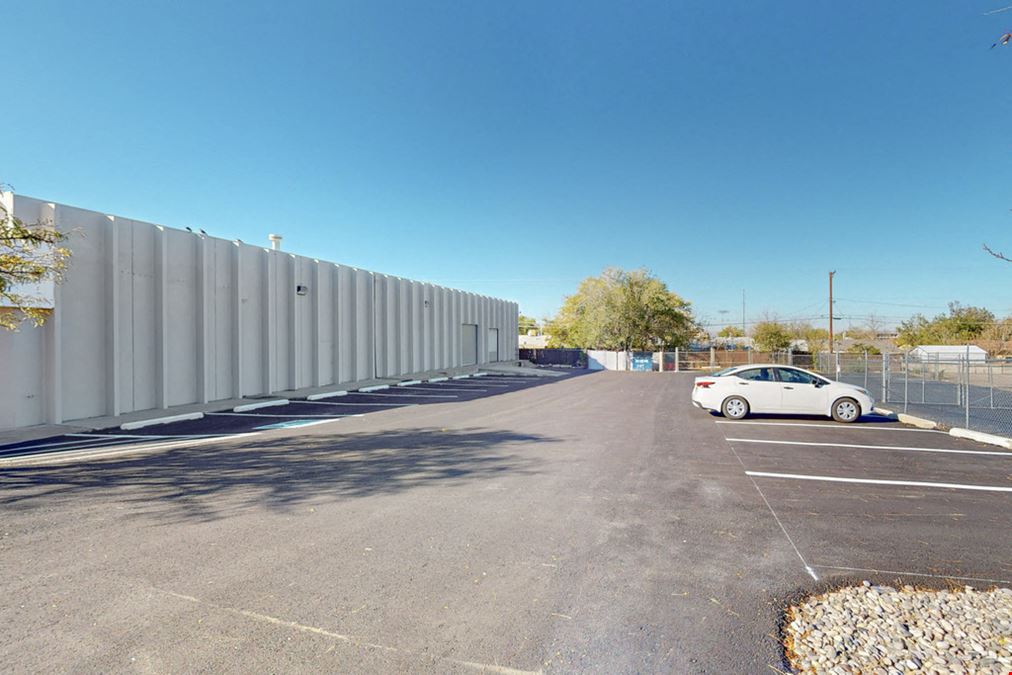 Warehouse Concrete Tilt Up With Gated & Paved Yard with Drive in Door