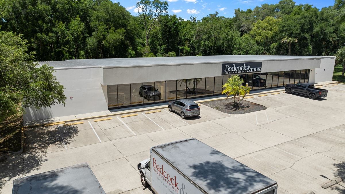 Freestanding Retail Building For Sale or Lease