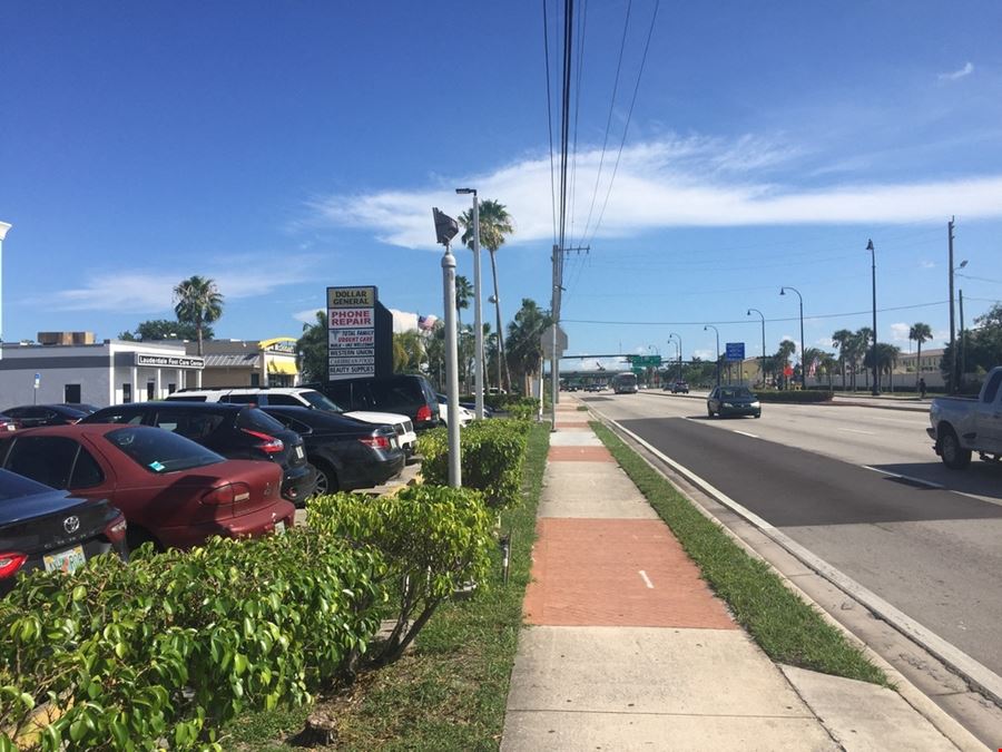 Lauderhill Shopping Plaza