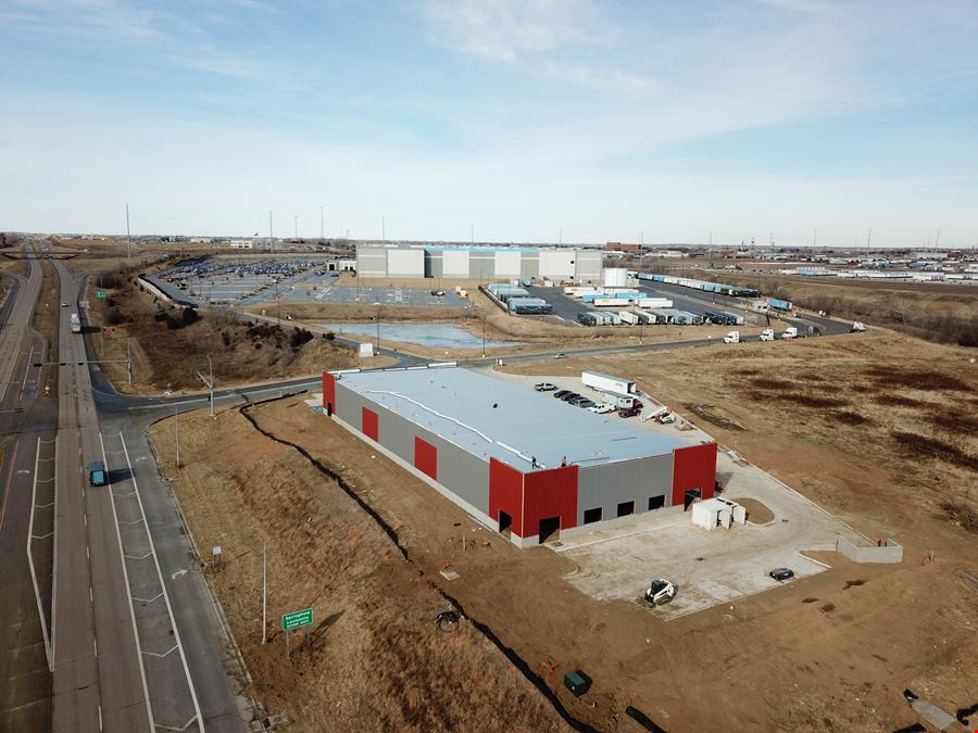 13770 Hwy 370 - Industrial Building