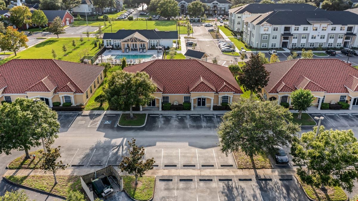 1040 E Brandon Blvd