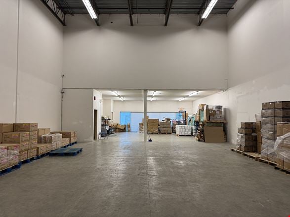 Preview of Industrial space for Rent at 3013 - 2560 Shell Road