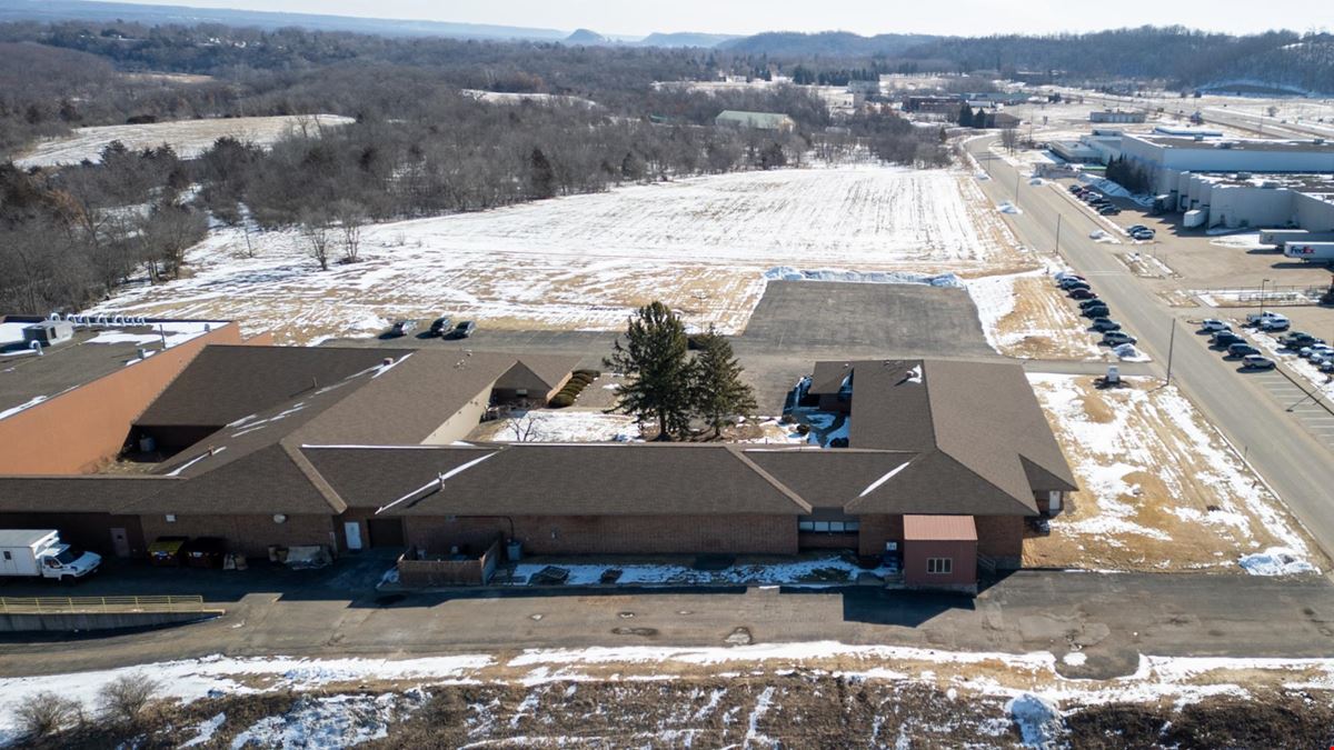 Prime Industrial Flex Space for Lease