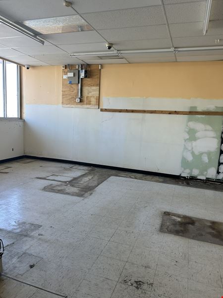 Preview of commercial space at 1309 Pine Ave