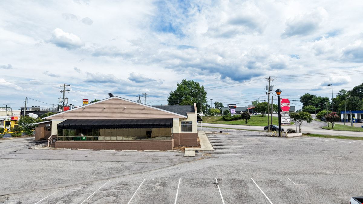 Former Shoney's