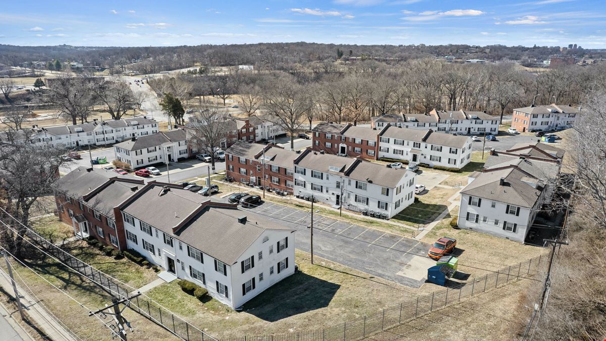 Plaza Hill Manor
