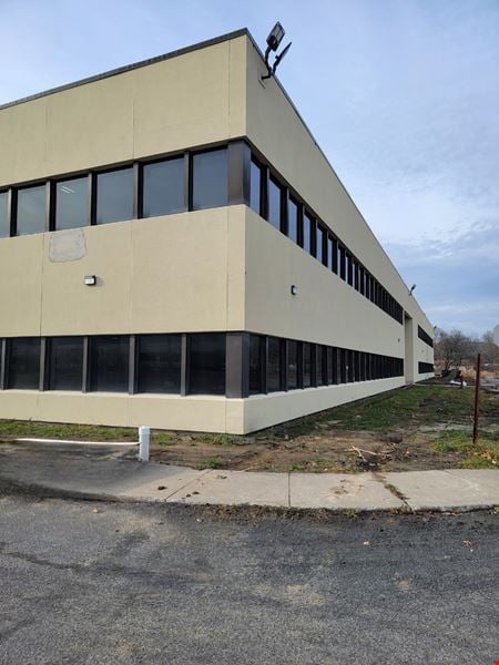 Preview of Industrial space for Rent at 901 Grant Avenue