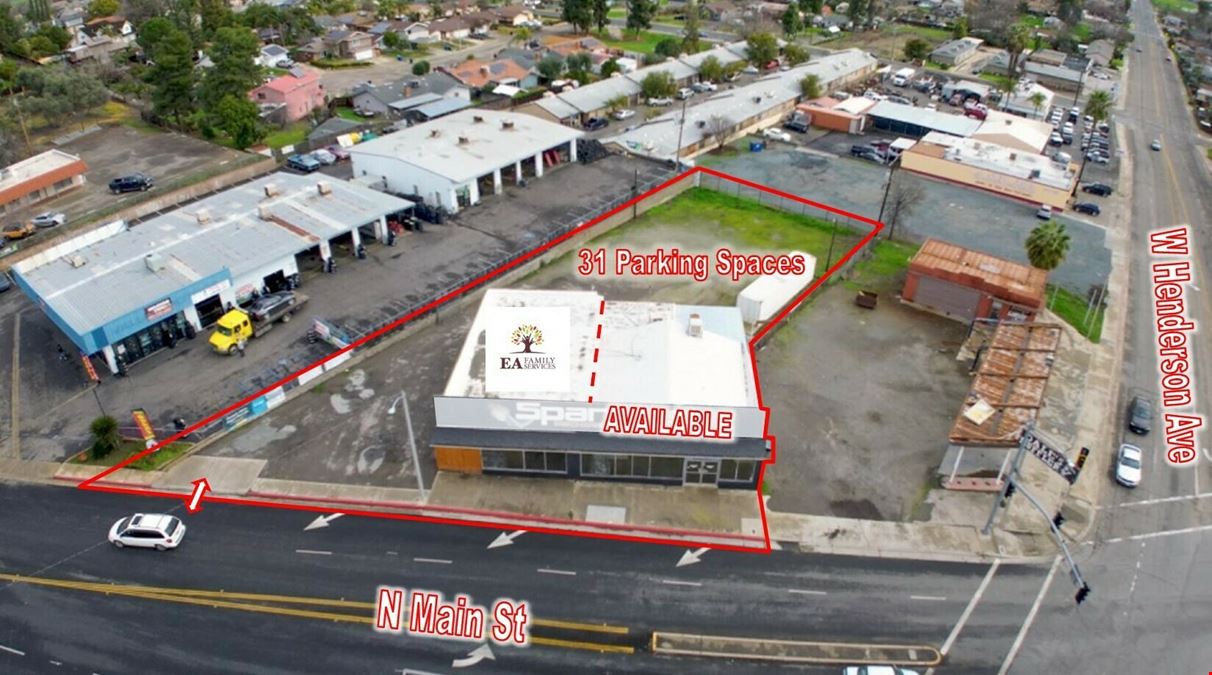 Remodeled High Exposure Retail/Office Building Off Hard Corner