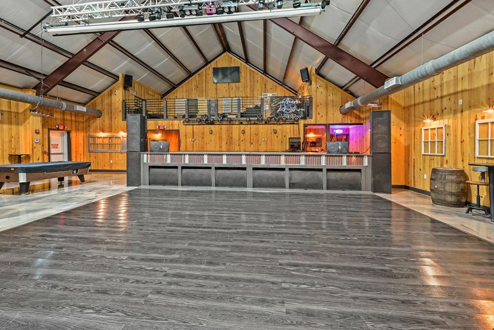 LA-16 Venue/Event Center