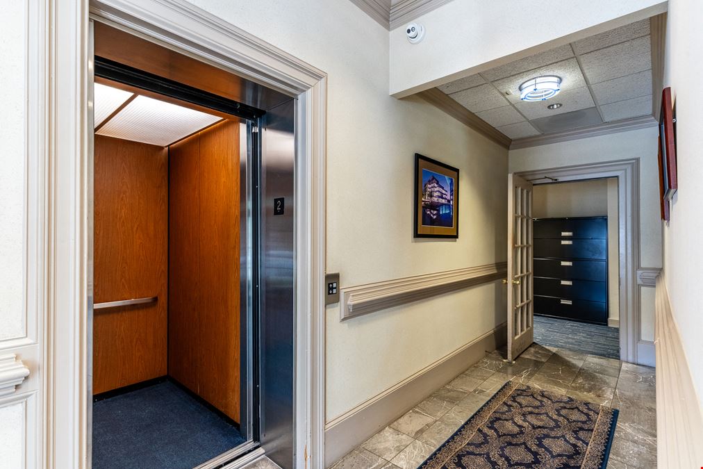 Peachtree Corners Office Headquarters For Lease