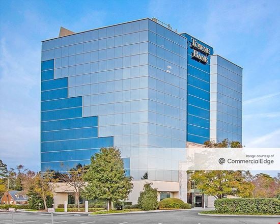 Preview of Office space for Rent at 2101 Parks Avenue