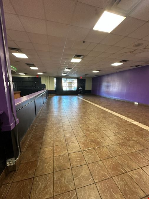 Laburnum Park Shopping Center
