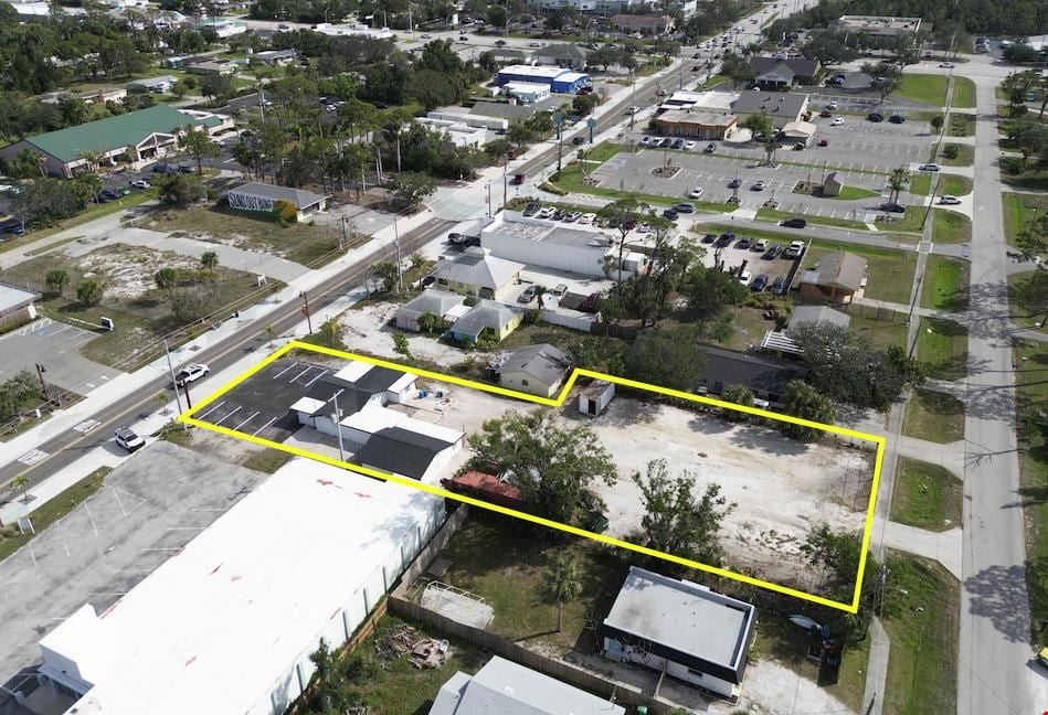 Freestanding Office/Retail on 1/2 Acre