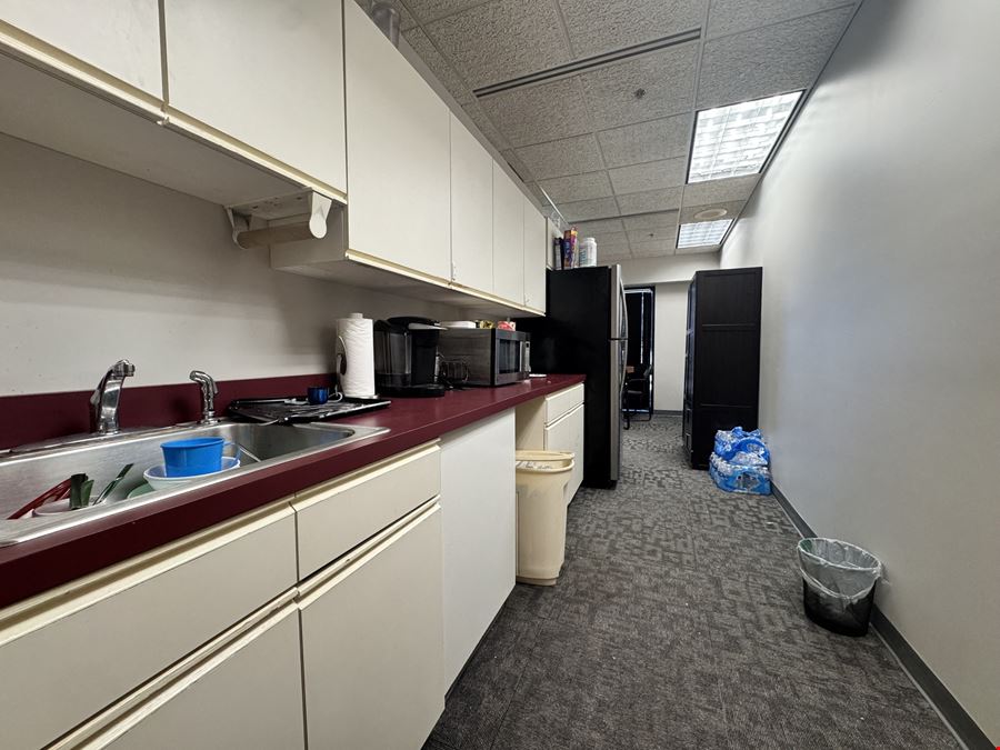 2205 E Empire St, Suite D