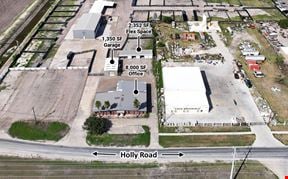 1402 Holly Road
