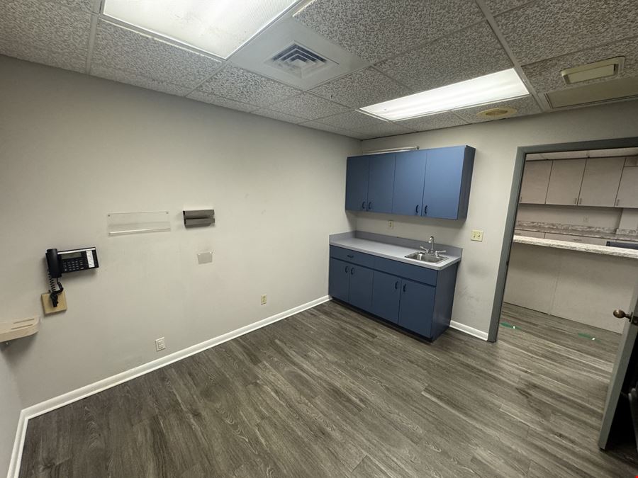 39 BARKLEY CIRCLE | FORT MYERS