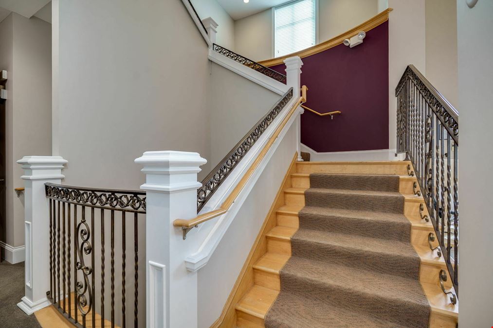 2496 Commons