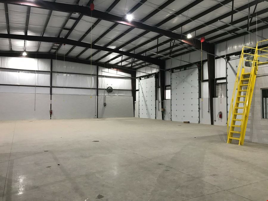 12,665 SF Facility w/ Hwy Frontage