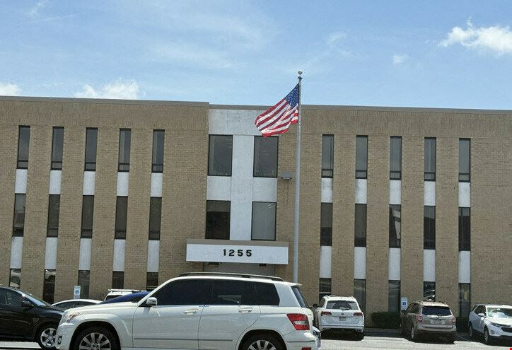 1255 Cedar Crest Profesional Park