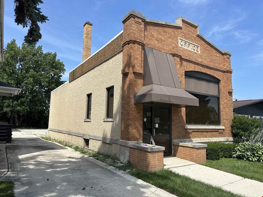 1828 Wisconsin Ave