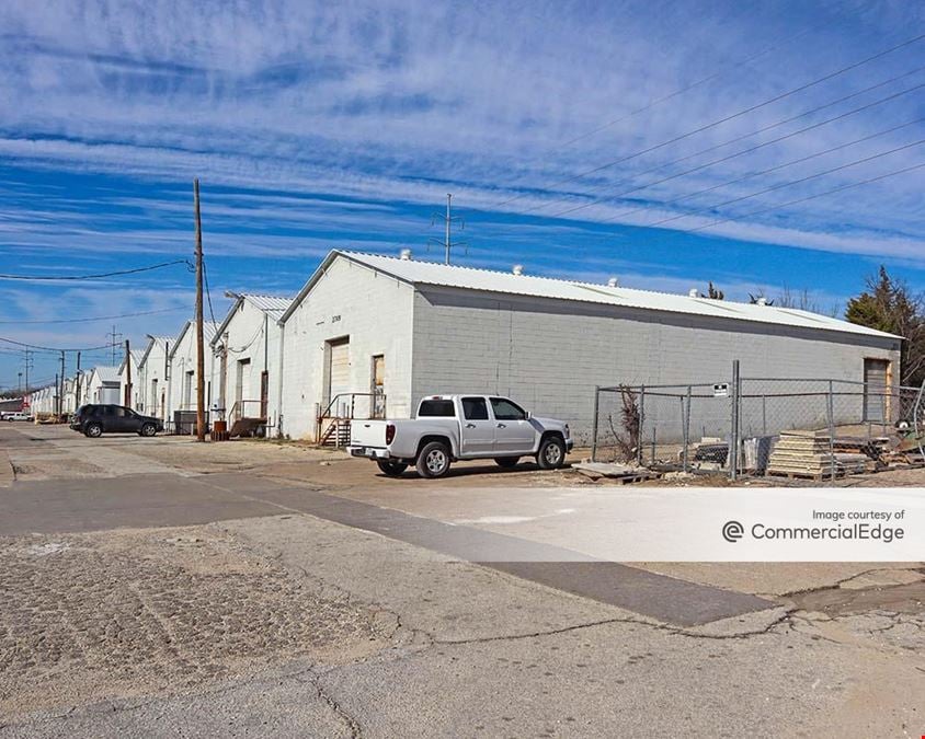 Ludelle Industrial Park - 2701-2754 Ludelle Street