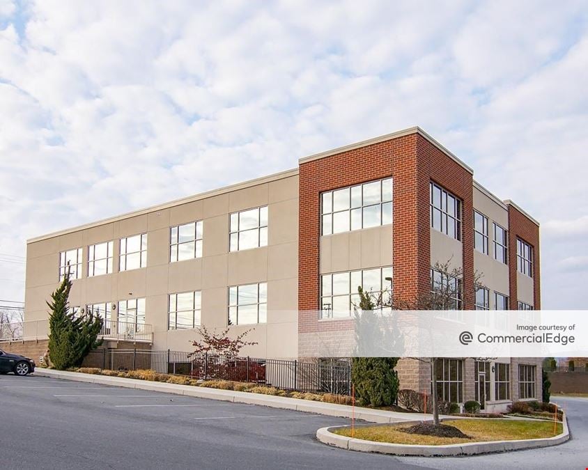 600 Bent Creek Boulevard