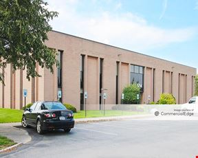 Widewaters Office Park - 5794 Widewaters Pkwy