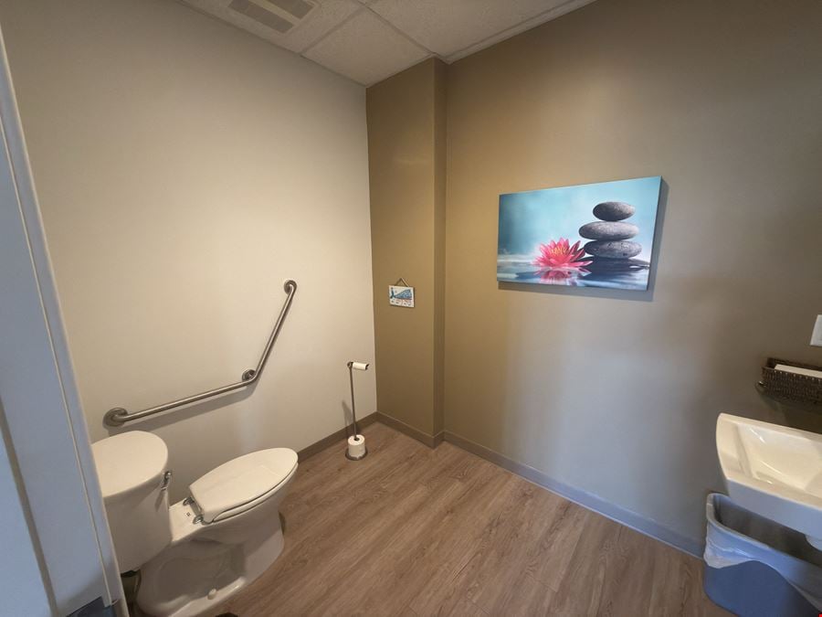 553 40 Street South, Unit 1