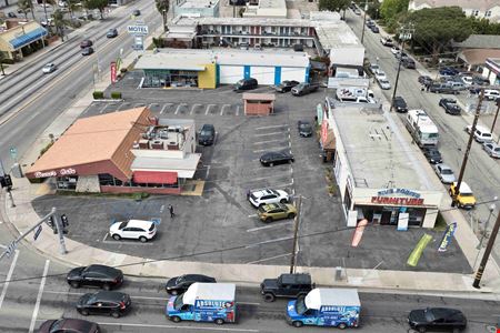 Preview of Retail space for Sale at 119 E Wooley Rd