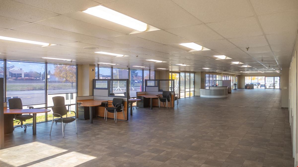 High-Exposure Highway 52 Commercial Site