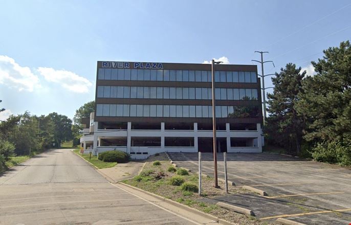 Preview of Office space for Rent at 2 News Plaza