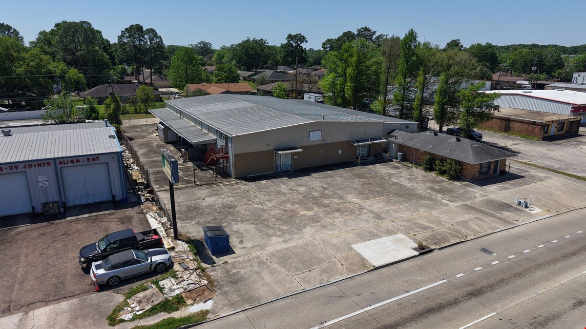 RENOVATED Office/Warehouse on S. Choctaw Dr.