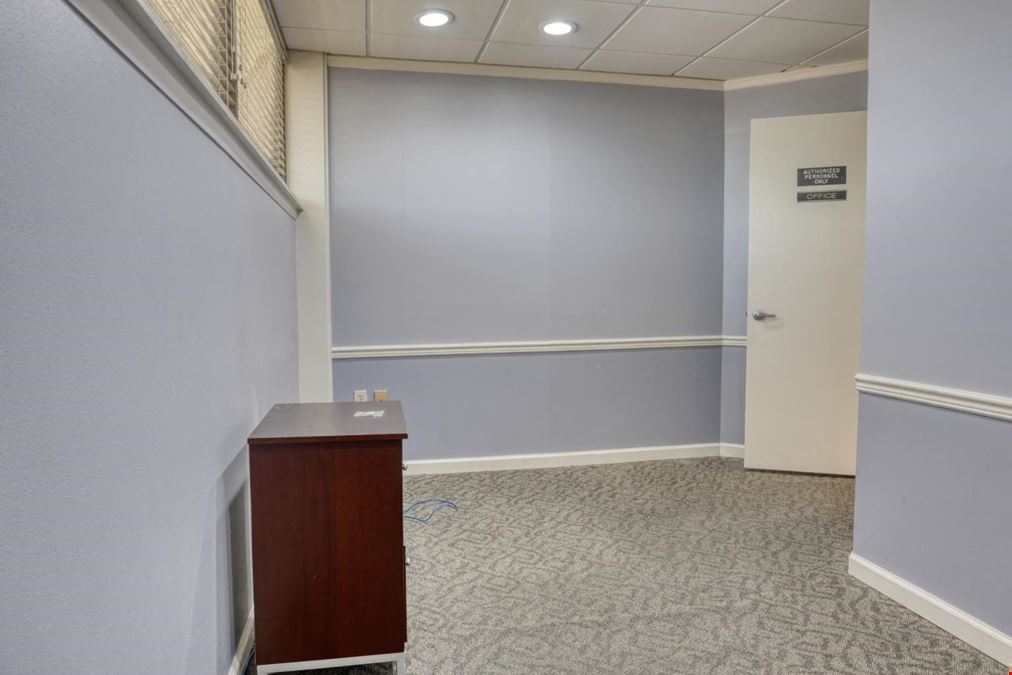 CENTRALLY LOCATED OFFICE CONDO ON STICKNEY POINT RD.