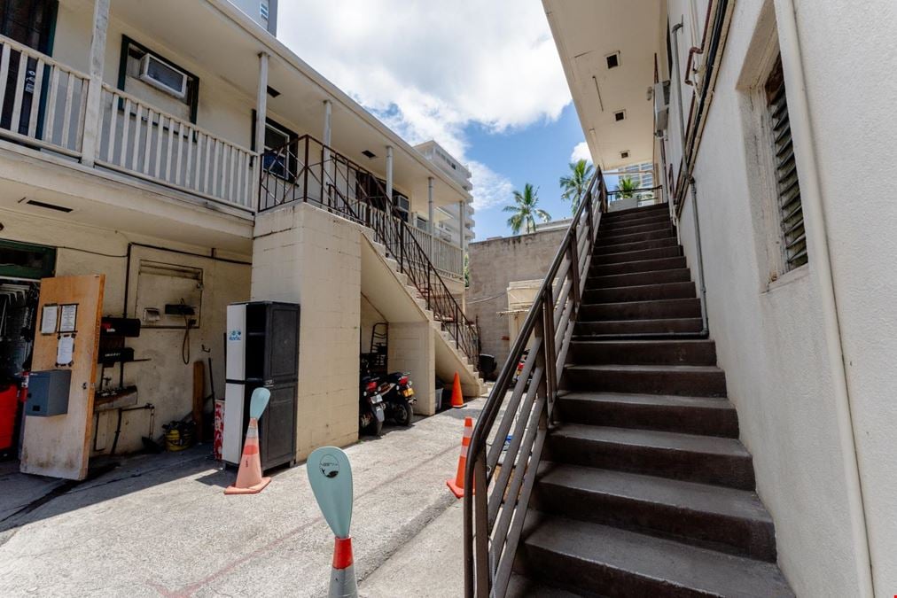 1980 Kalakaua Ave