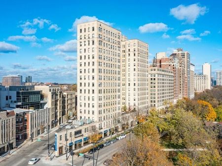 Preview of Office space for Rent at 2059 North Clark Street